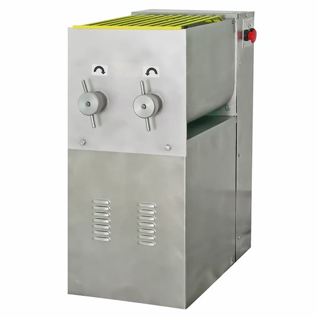 Машина тестомесильная для крутого теста Торгмаш МТ-15-М (МТ-30)